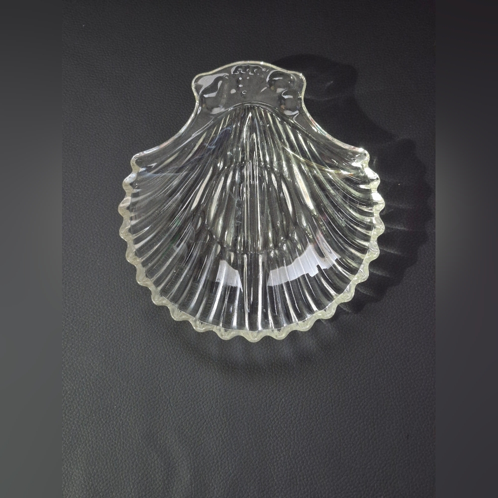 Vintage Glass Scallop Sea Shell Dish with Fruit Design - Candy & S
